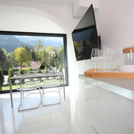 Edelweiss Boutique Appartement *